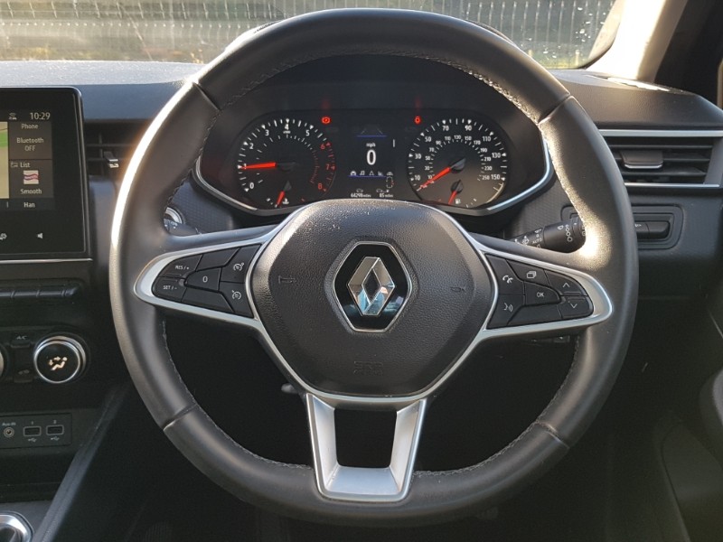 Used Renault Clio 2021 for sale - 76393324: Photo 7