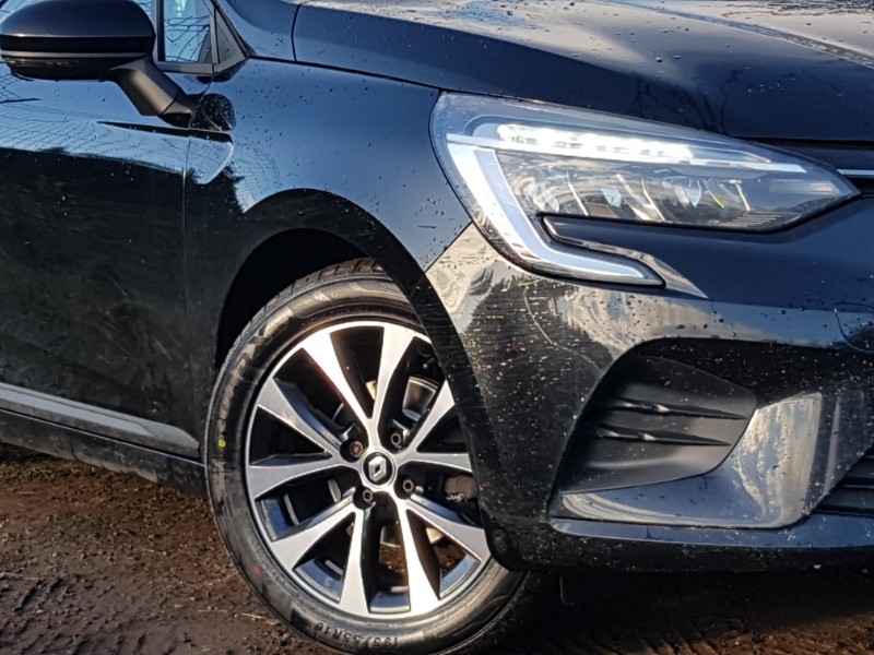 Used Renault Clio 2021 for sale - 76393324: Photo 9