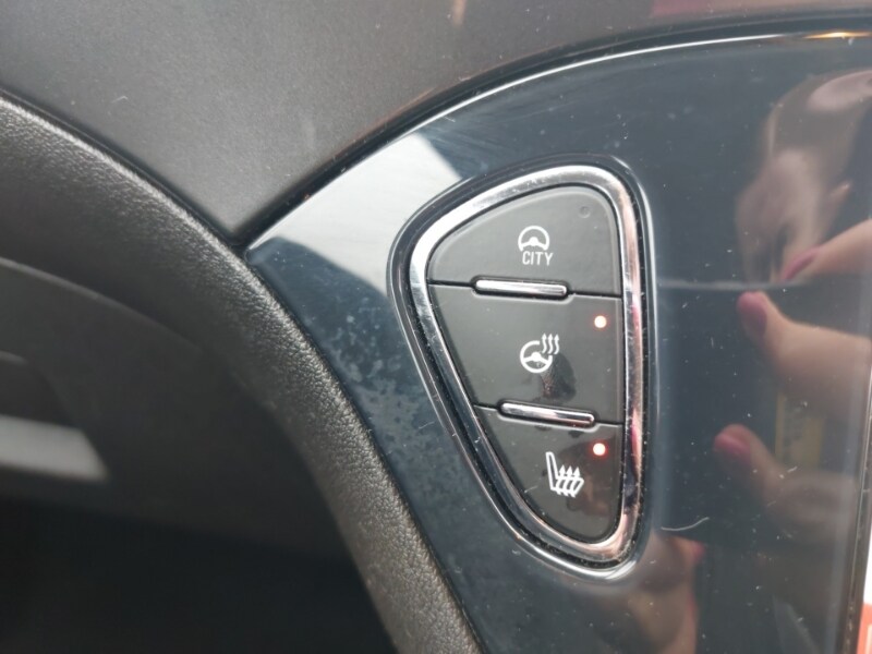 Used Vauxhall Corsa 2015 for sale - 77669555: Photo 15