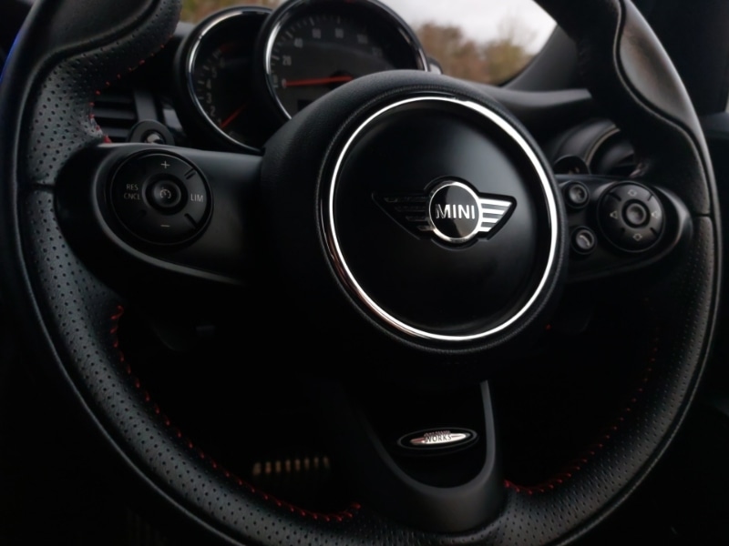 Used MINI Hatch 2018 for sale - 76487868: Photo 16