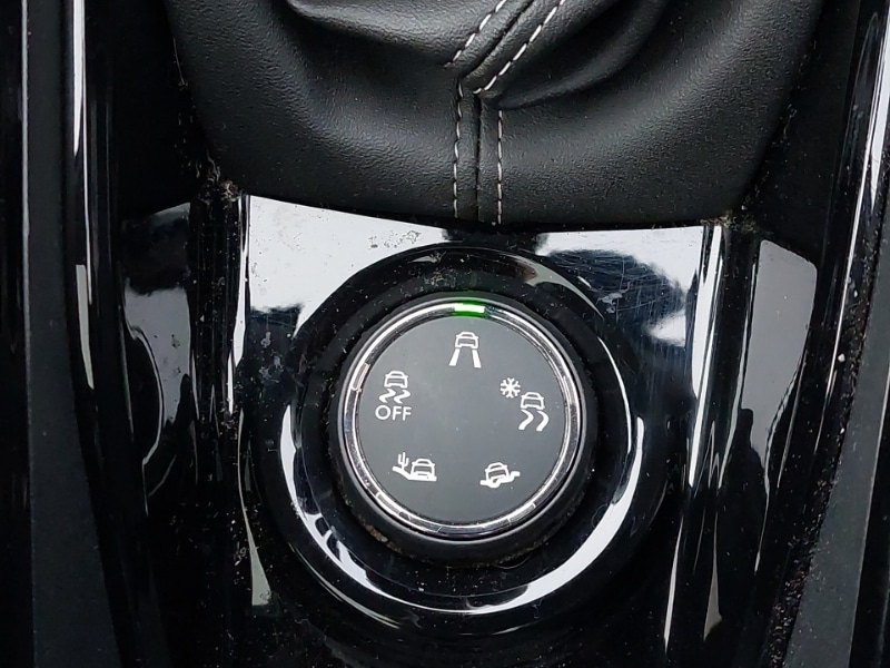 Used Peugeot 2008 2018 for sale - 77201942: Photo 16