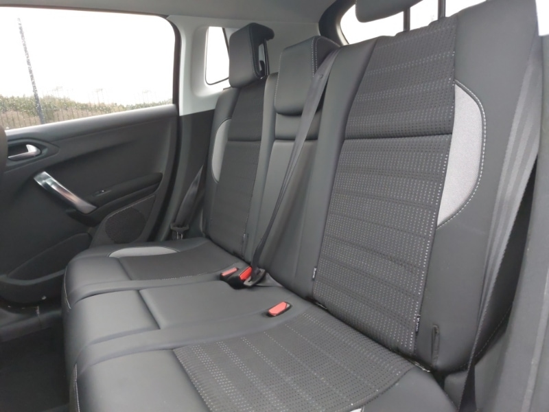 Used Peugeot 2008 2018 for sale - 77201942: Photo 6