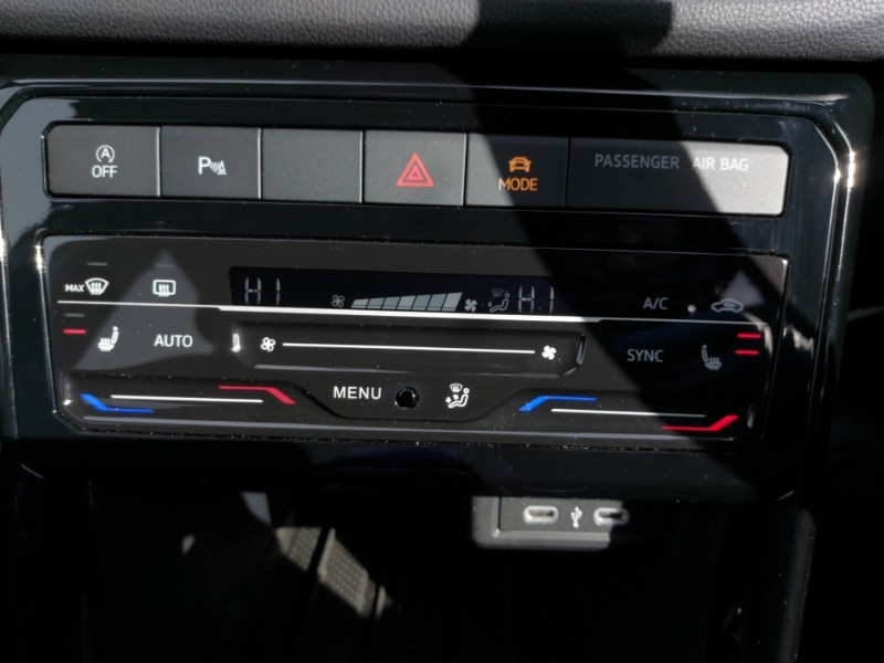 Used Volkswagen T-Cross 2025 for sale - 77873990: Photo 15