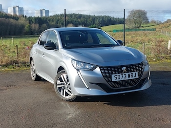 Used Peugeot 208 2023 for sale - 77731652: Photo