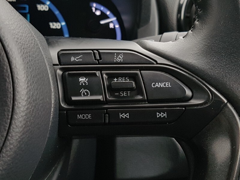 Used Toyota Yaris Cross 2022 for sale - 77569213: Photo 14