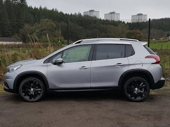 Used Peugeot 2008 2019 for sale - 76213213: Photo