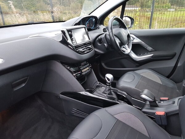 Used Peugeot 2008 2019 for sale - 76213213: Photo 5