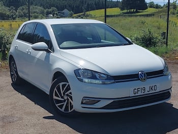 Used Volkswagen Golf 2019 for sale - 79857843: Photo
