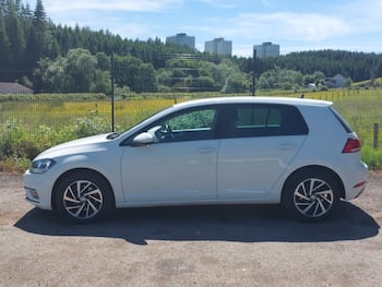 Used Volkswagen Golf 2019 for sale - 79857843: Photo
