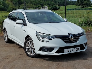 Used Renault Megane 2017 for sale - 78740479: Photo