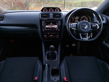 Used Volkswagen Scirocco 2017 for sale - 76583610: Photo