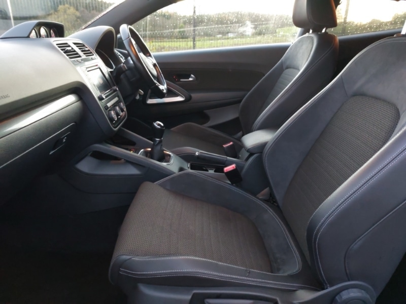 Used Volkswagen Scirocco 2017 for sale - 76583610: Photo 5