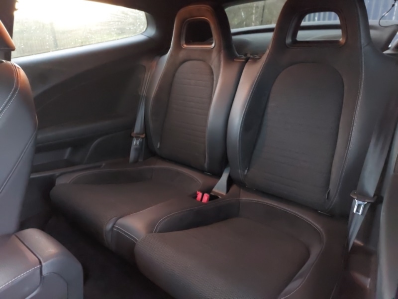 Used Volkswagen Scirocco 2017 for sale - 76583610: Photo 6