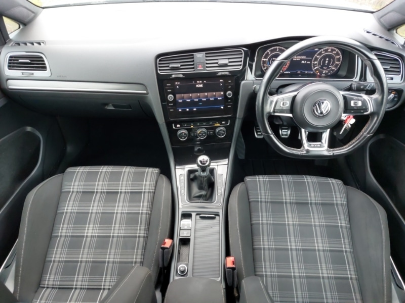 Used Volkswagen Golf 2018 for sale - 77325412: Photo 10