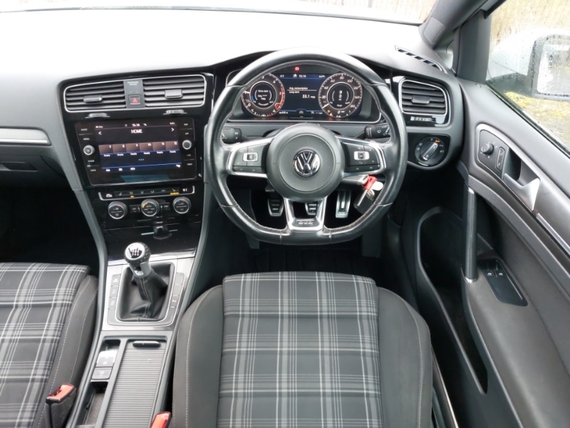 Used Volkswagen Golf 2018 for sale - 77325412: Photo 2
