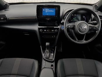 Used Toyota Yaris Cross 2022 for sale - 75921213: Photo