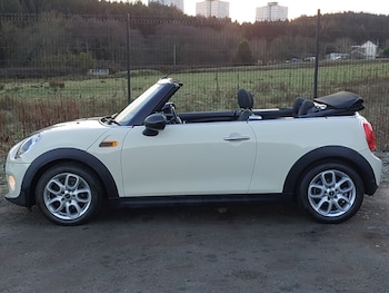Used MINI Convertible 2017 for sale - 77648604: Photo