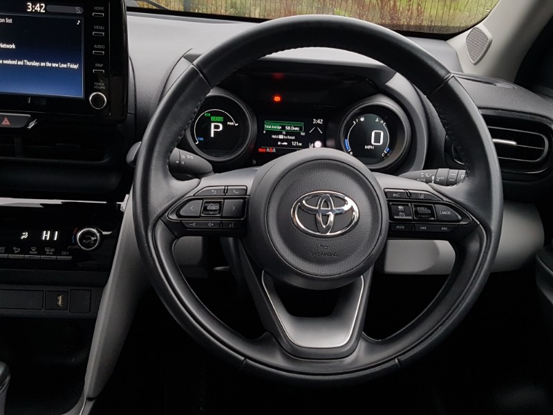 Used Toyota Yaris Cross 2022 for sale - 76160770: Photo 7