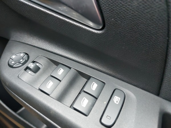Used Vauxhall Corsa 2022 for sale - 76325644: Photo 17