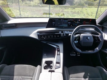 Used Peugeot 5008 2025 for sale - 78511446: Photo