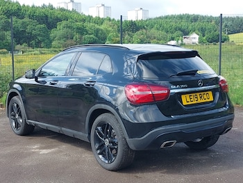 Used Mercedes-Benz GLA 2019 for sale - 79578634: Photo