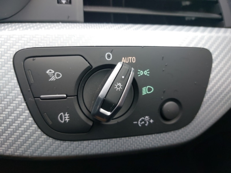 Used Audi RS4 2023 for sale - 77325366: Photo 15