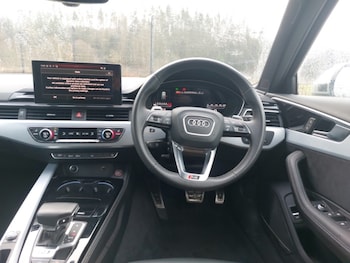 Used Audi RS4 2023 for sale - 77325366: Photo