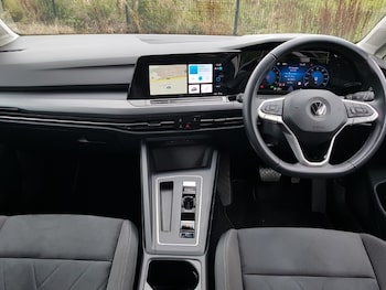 Used Volkswagen Golf 2022 for sale - 75900700: Photo