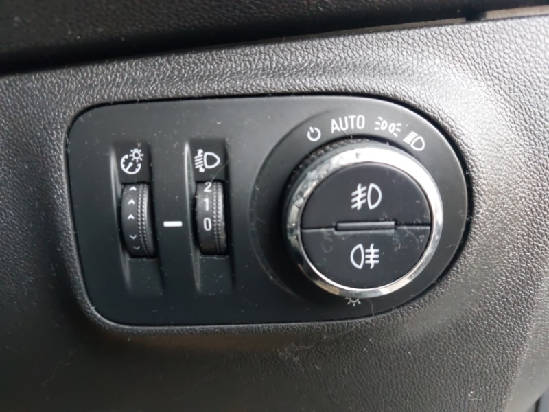 Used Vauxhall Corsa 2018 for sale - 77782397: Photo 13