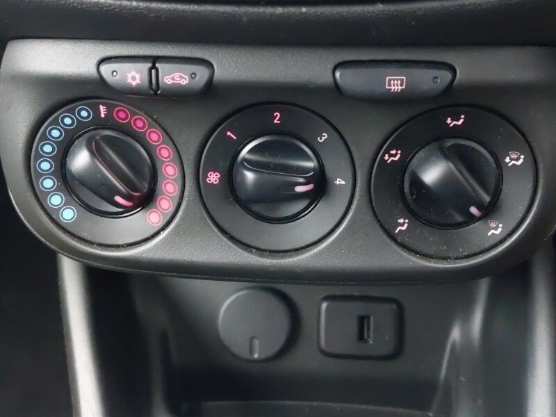 Used Vauxhall Corsa 2016 for sale - 77419251: Photo 16