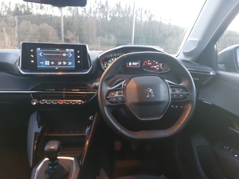 Used Peugeot 208 2021 for sale - 77252141: Photo 2