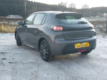 Used Peugeot 208 2021 for sale - 77252141: Photo