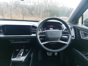 Used Audi Q4 e-tron 2022 for sale - 78511225: Photo