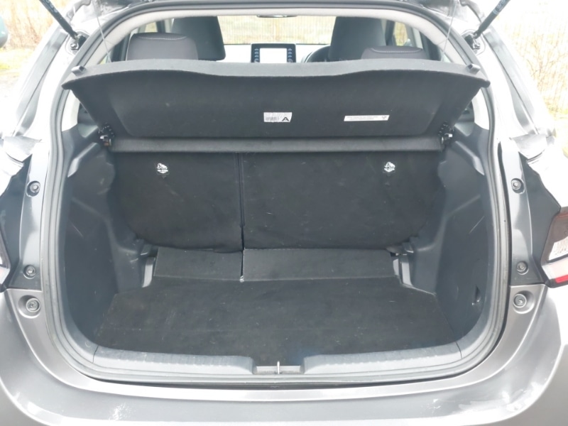 Used Toyota Yaris 2022 for sale - 78146474: Photo 8