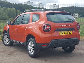 Used Dacia Duster 2023 for sale - 78602925: Photo