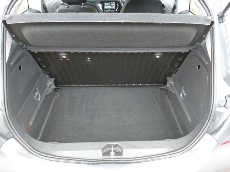 Used Vauxhall Corsa 2017 for sale - 77627984: Photo 8