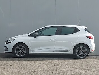 Used Renault Clio 2018 for sale - 76502317: Photo
