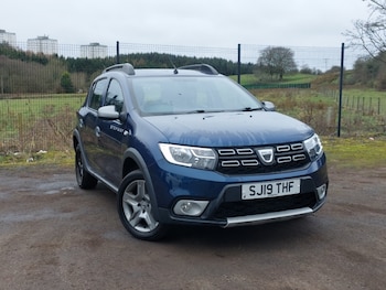 Used Dacia Sandero Stepway 2019 for sale - 77922500: Photo