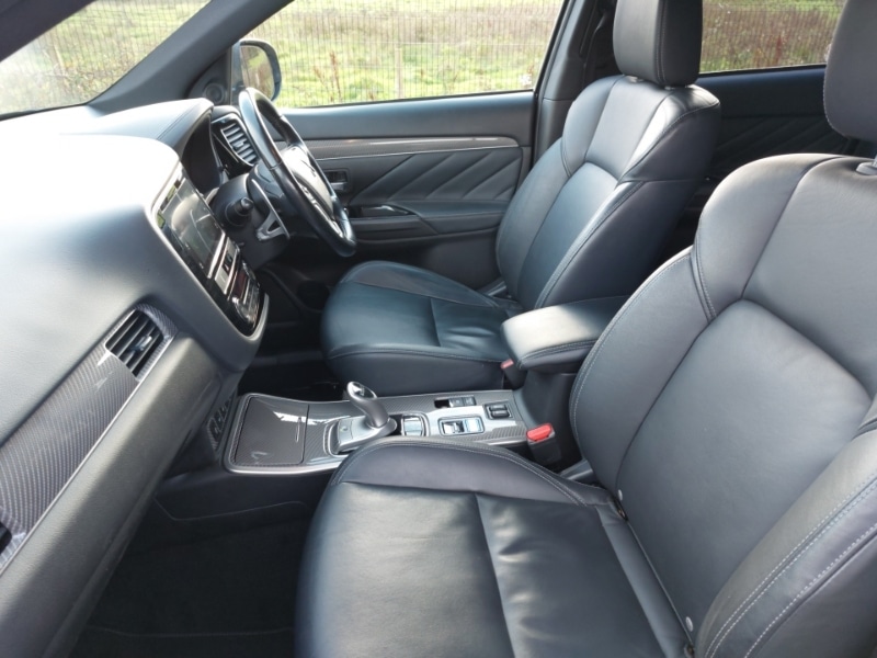 Used Mitsubishi Outlander 2018 for sale - 76369638: Photo 5