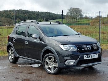 Used Dacia Sandero Stepway 2019 for sale - 78202908: Photo
