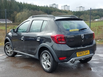 Used Dacia Sandero Stepway 2019 for sale - 78202908: Photo