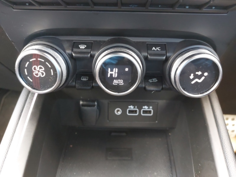 Used Renault Clio 2023 for sale - 77939181: Photo 15