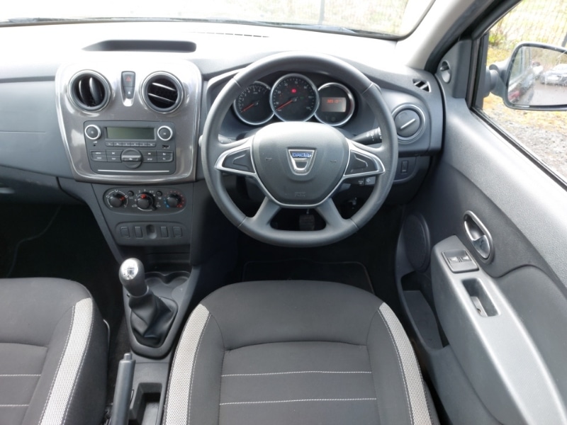 Used Dacia Sandero Stepway 2019 for sale - 78164298: Photo 2