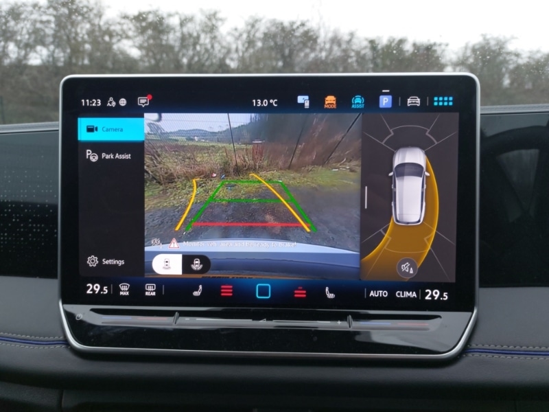 Used Volkswagen Tiguan 2024 for sale - 76763801: Photo 15