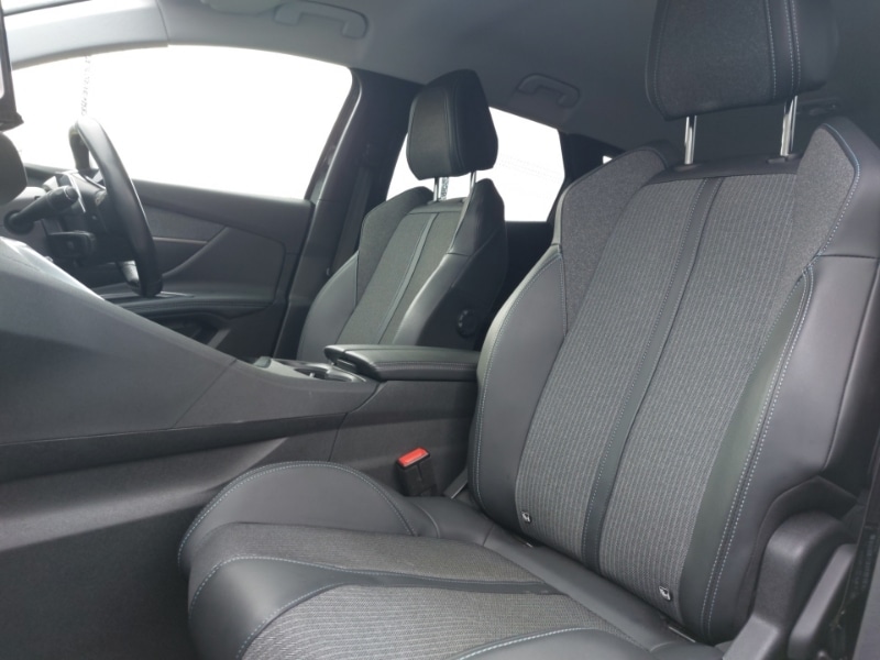 Used Peugeot 3008 2022 for sale - 77782375: Photo 5