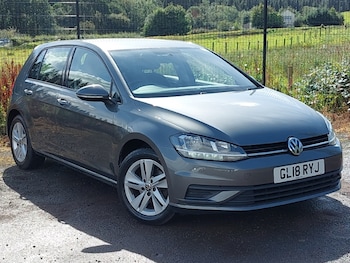 Volkswagen - Golf