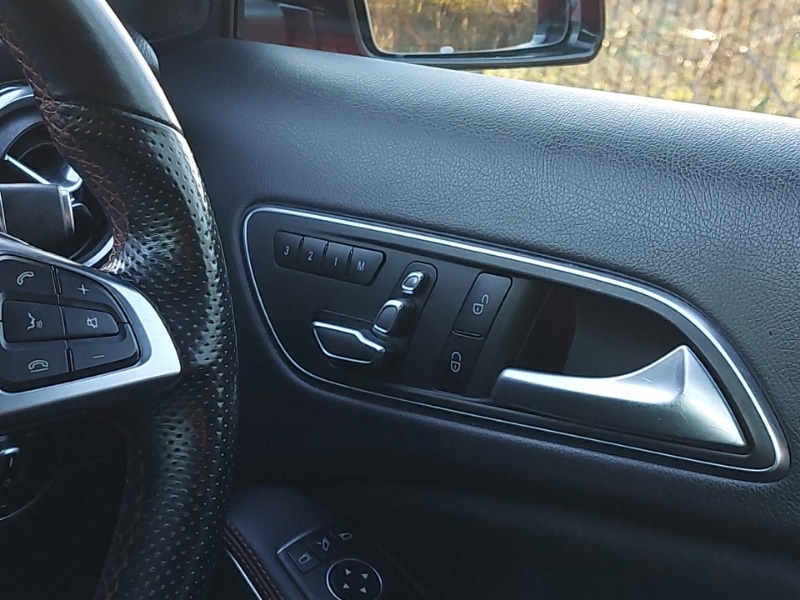 Used Mercedes-Benz GLA 2018 for sale - 77232772: Photo 11