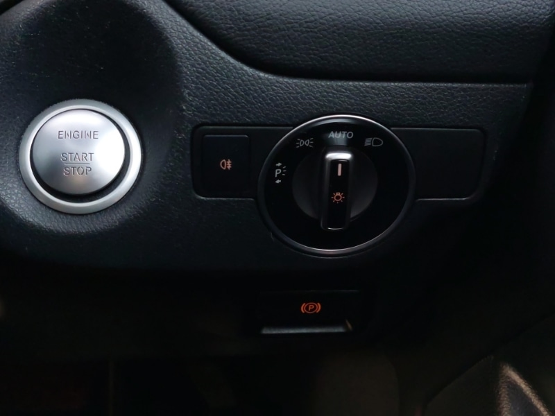 Used Mercedes-Benz GLA 2018 for sale - 77232772: Photo 16