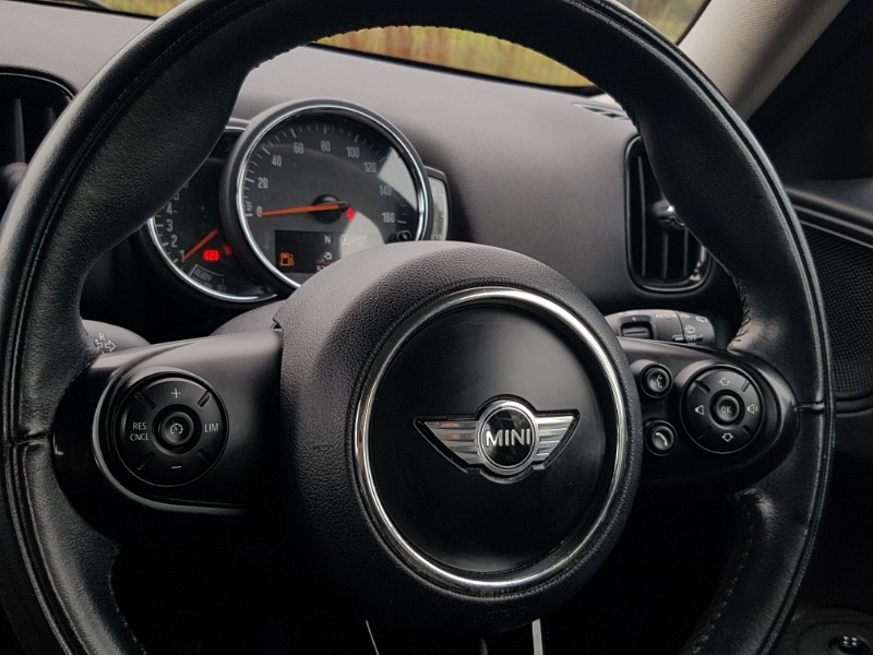 Used MINI Cooper 2017 for sale - 76183193: Photo 11
