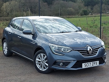 Used Renault Megane 2017 for sale - 78253336: Photo